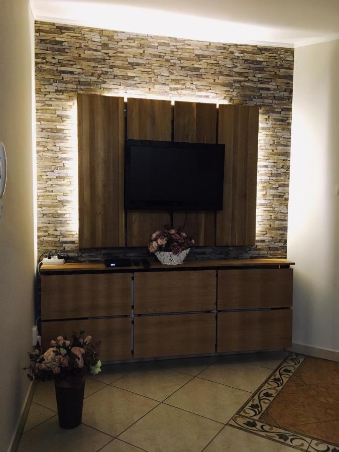 Kara Apartman Odorheiu Secuiesc Exteriör bild